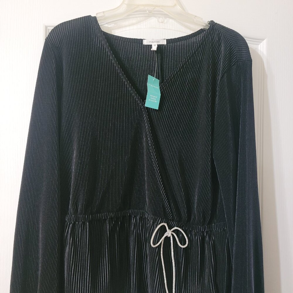 NWT Maurices Bling Bow Top